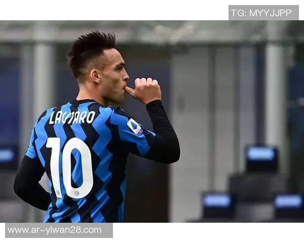 足球场上的完美代表：既帅气又拥有高人品的球星们